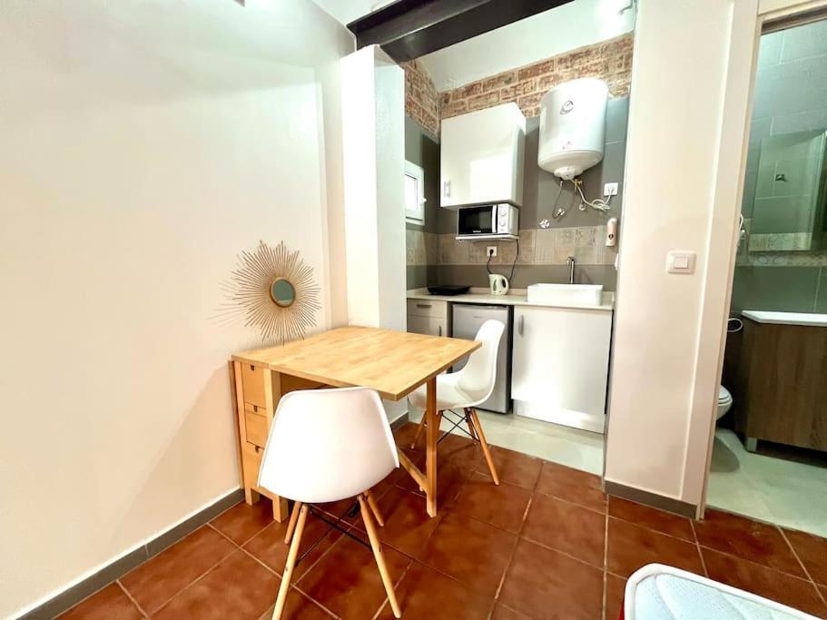 Nuevos Apartamentos Frente Al Mar Y A La Playa Castelldefels Kültér fotó