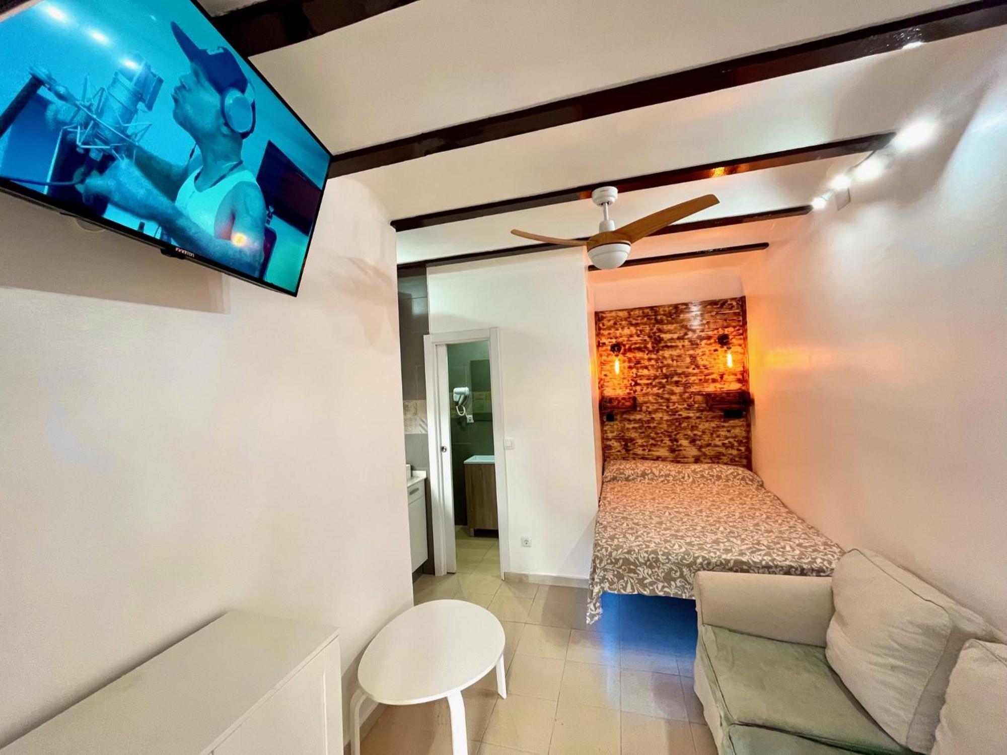 Nuevos Apartamentos Frente Al Mar Y A La Playa Castelldefels Kültér fotó