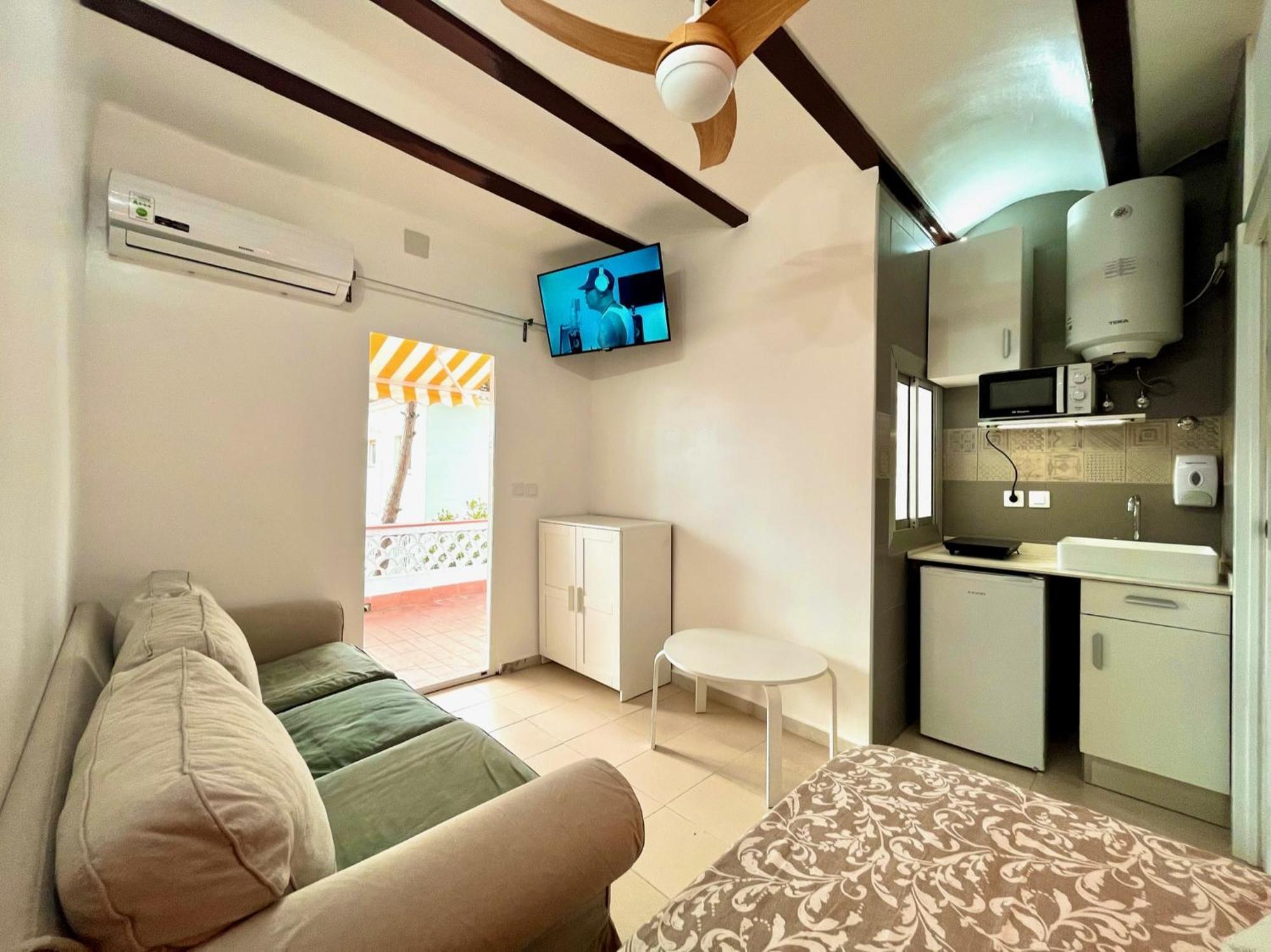 Nuevos Apartamentos Frente Al Mar Y A La Playa Castelldefels Kültér fotó